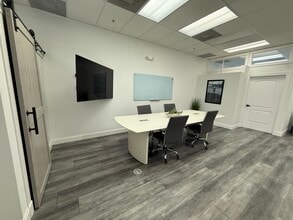 3307 Northlake Blvd, Palm Beach Gardens, FL for lease Interior Photo- Image 2 of 14