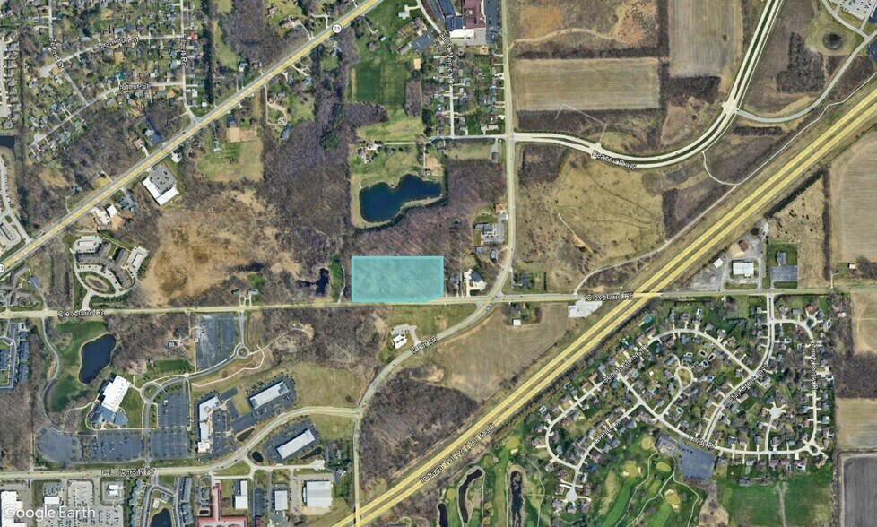 15065 Cleveland Rd, Granger, IN à vendre - Photo principale - Image 1 de 1