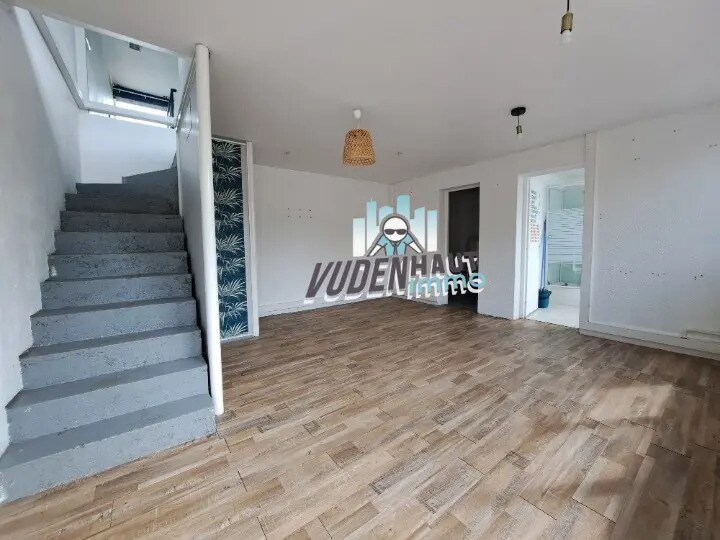 Office in Portet-sur-Garonne for lease - Interior Photo - Image 1 of 8