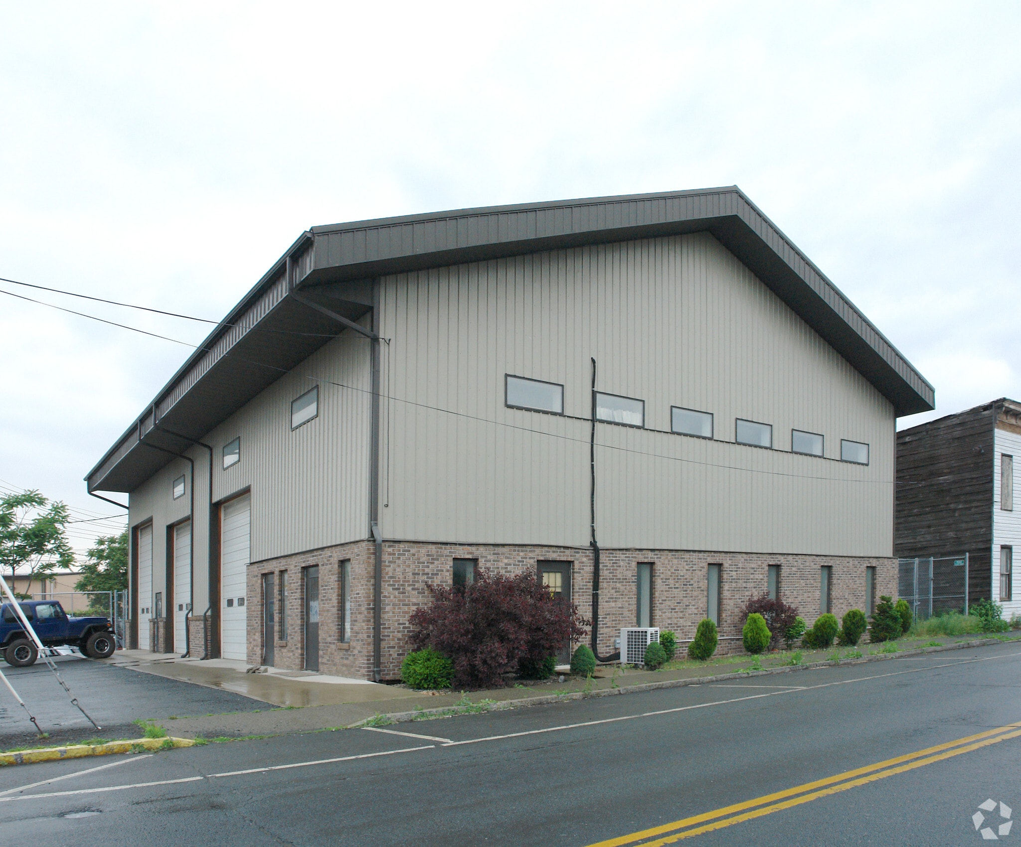 15 Lower Hudson Ave, Green Island, NY for lease Primary Photo- Image 1 of 14