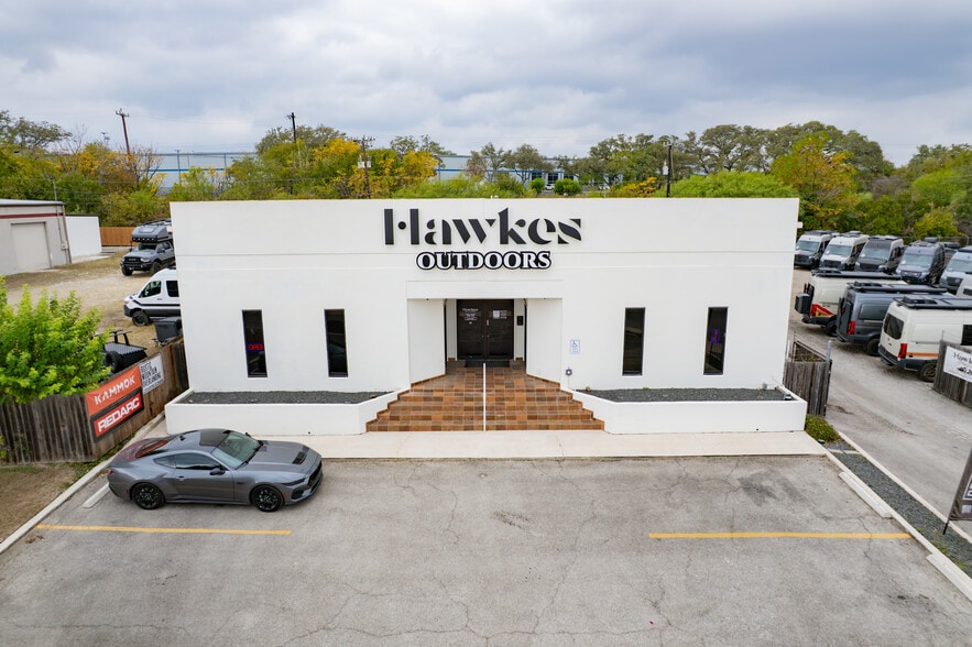 16135 College Oak Dr, San Antonio, TX for sale - Building Photo - Image 2 of 21