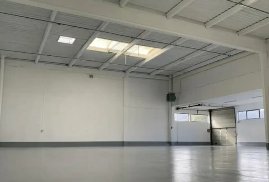 Flex in Bonneuil-sur-Marne for lease - Interior Photo - Image 1 of 4