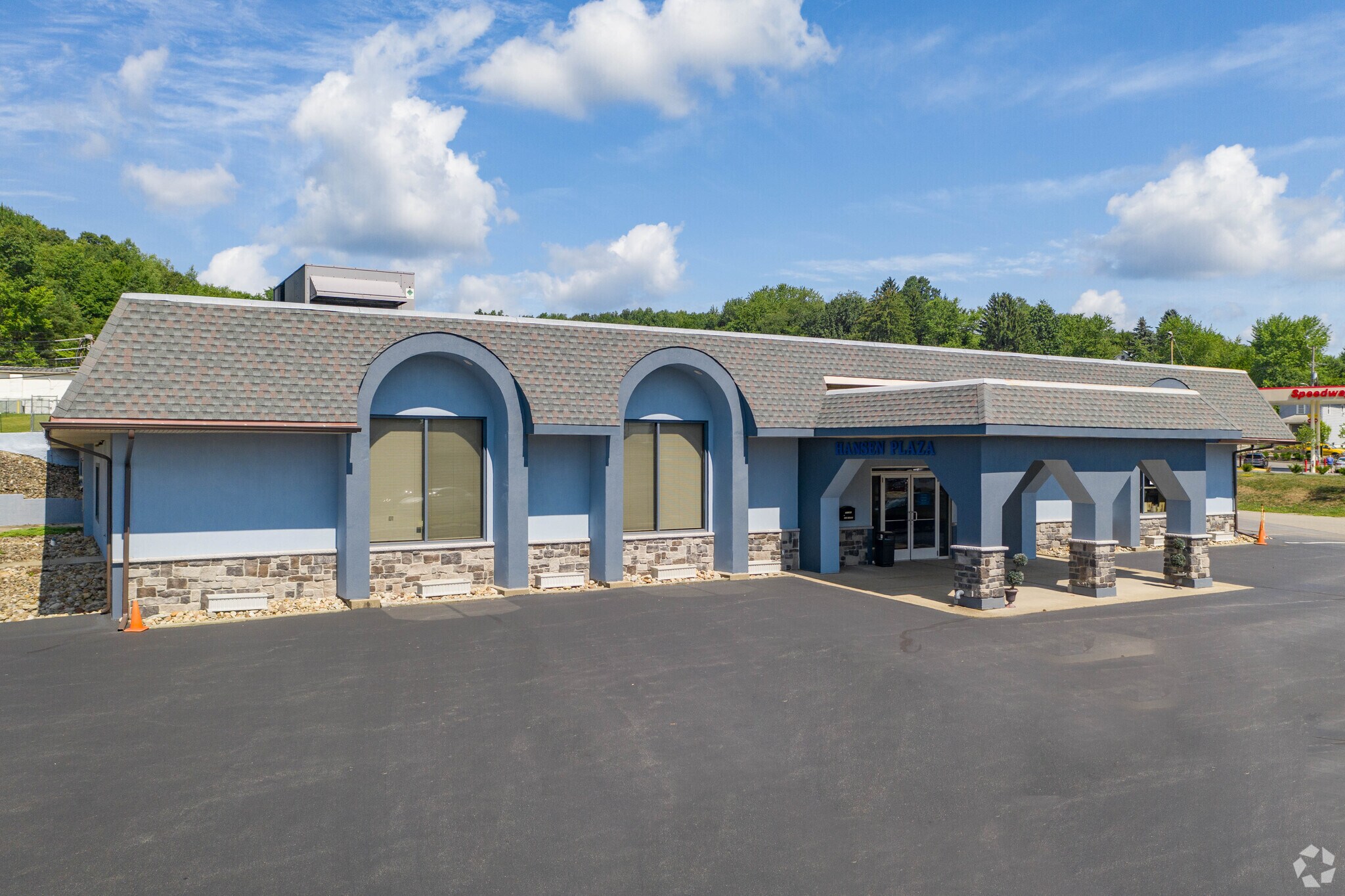 410 Hansen Ave, Lyndora, PA à vendre Photo principale- Image 1 de 9