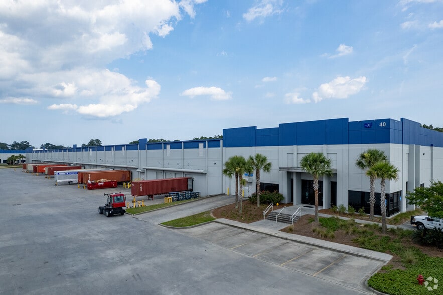 40 Sonny Perdue Dr, Garden City, GA for lease - Primary Photo - Image 1 of 4