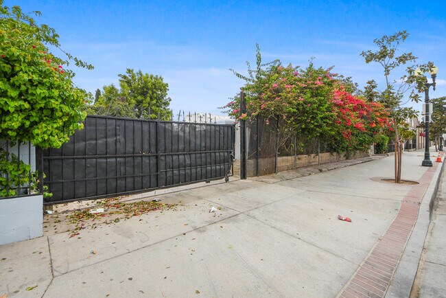 More details for 710 4th St, Santa Ana, CA - Land for Sale