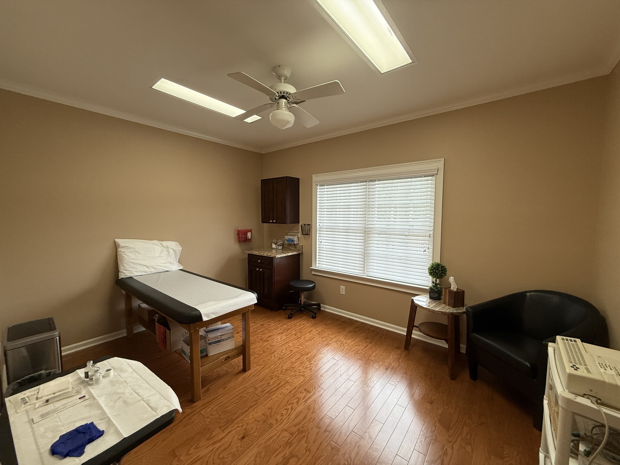 4595 Towne Lake Pky, Woodstock, GA à louer Photo intérieure- Image 1 de 47