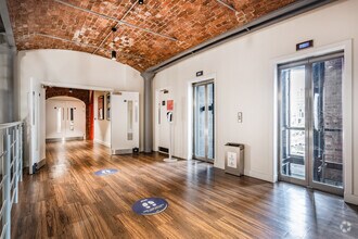 Albert Dock, Liverpool for lease Interior Photo- Image 2 of 25