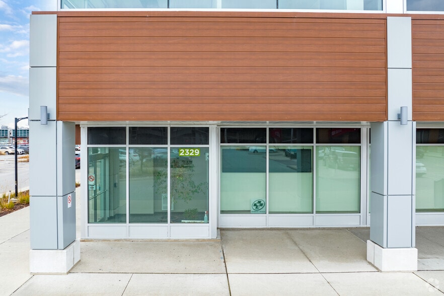 2329-2331 Brimley Rd, Toronto, ON for lease - Building Photo - Image 3 of 4