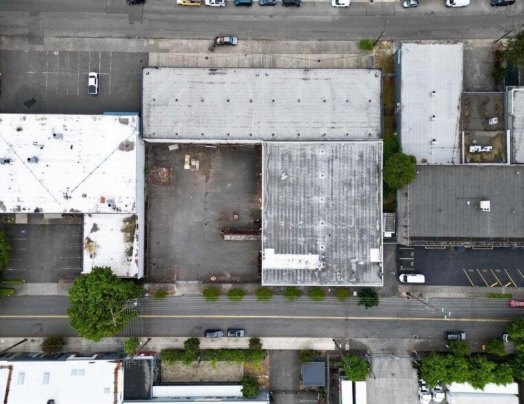 2776 SE 8th Ave, Portland, OR for sale - Building Photo - Image 2 of 6