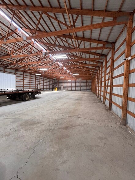 804 SE 30th St, Des Moines, IA for lease - Building Photo - Image 3 of 12