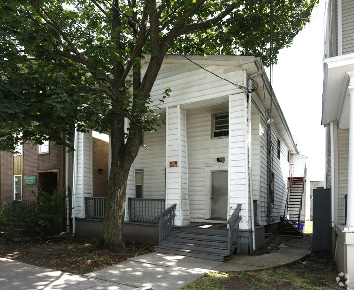 Bayard Street portfolio portfolio of 4 properties for sale on LoopNet.ca - Primary Photo - Image 2 of 3