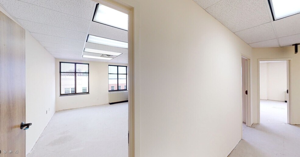3975 University Dr, Fairfax, VA à louer - Numérisation 3D de Matterport - Image 3 de 12