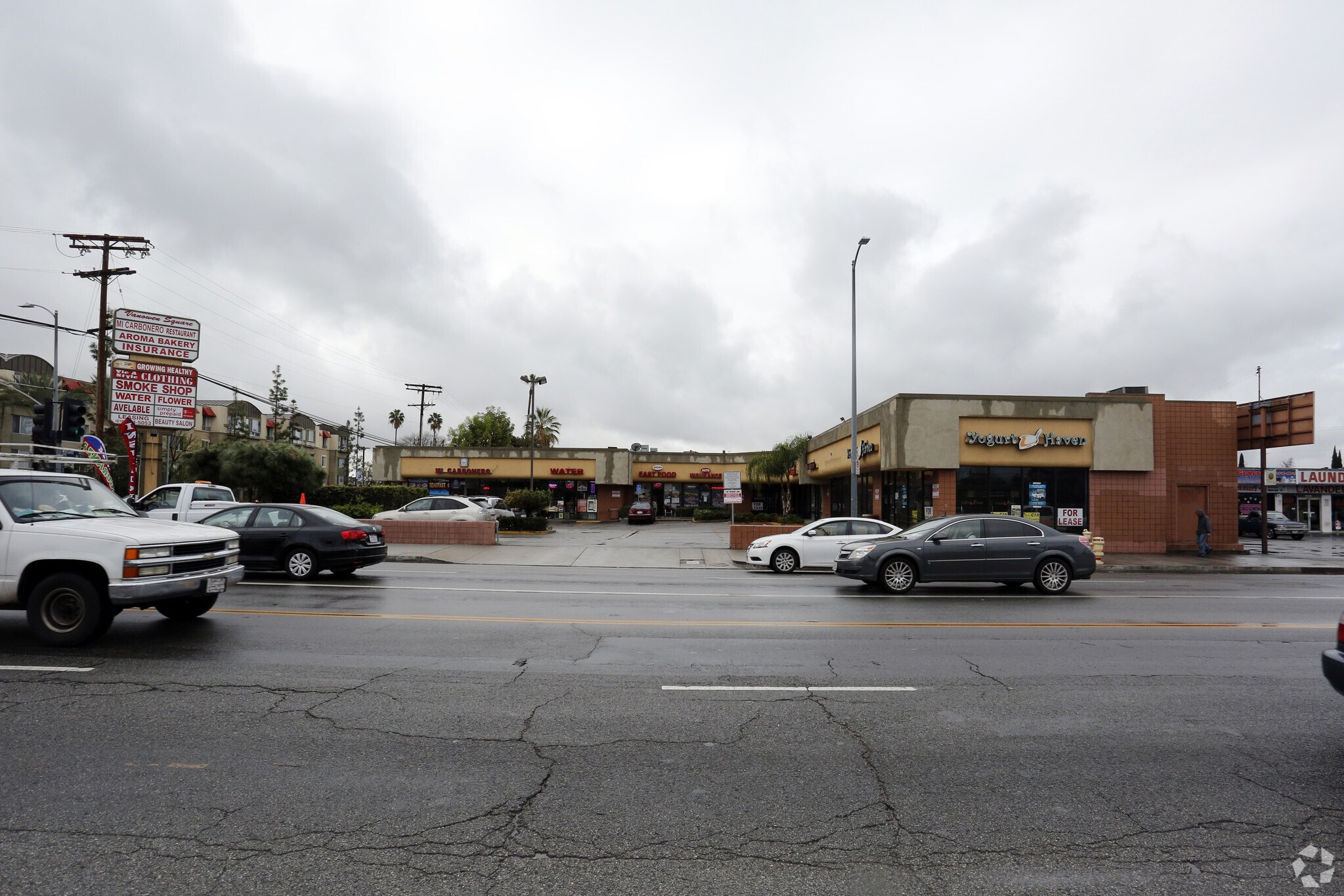 12500 Vanowen St, North Hollywood, CA à louer Photo principale- Image 1 de 11