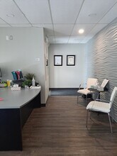 1680-1690 Woodward Dr, Ottawa, ON for lease Interior Photo- Image 2 of 6