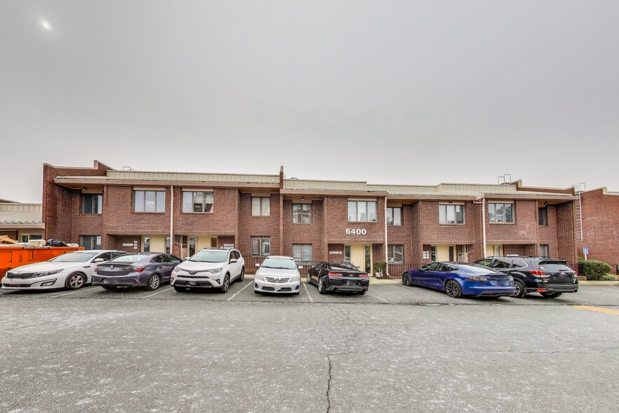 6400 Seven Corners Pl, Falls Church, VA for sale - Building Photo - Image 2 of 5