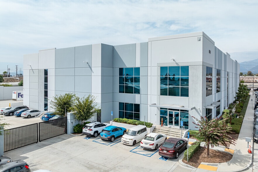 508 S Palmetto Ave, Ontario, CA for lease - Primary Photo - Image 1 of 4