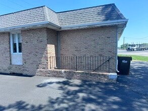 900 E Philadelphia Ave, Boyertown, PA for lease Interior Photo- Image 1 of 7