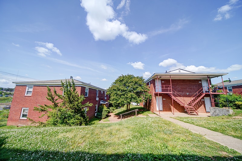 1311 N Main St, Winston-Salem, NC for sale Primary Photo- Image 1 of 5