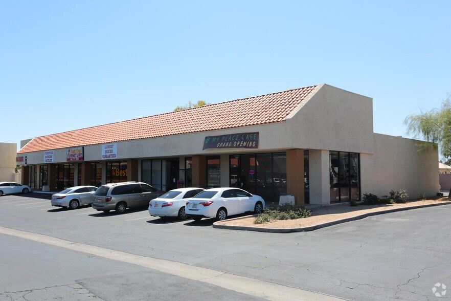 2051 W Guadalupe Rd, Mesa, AZ à louer - Photo du bâtiment - Image 2 de 7