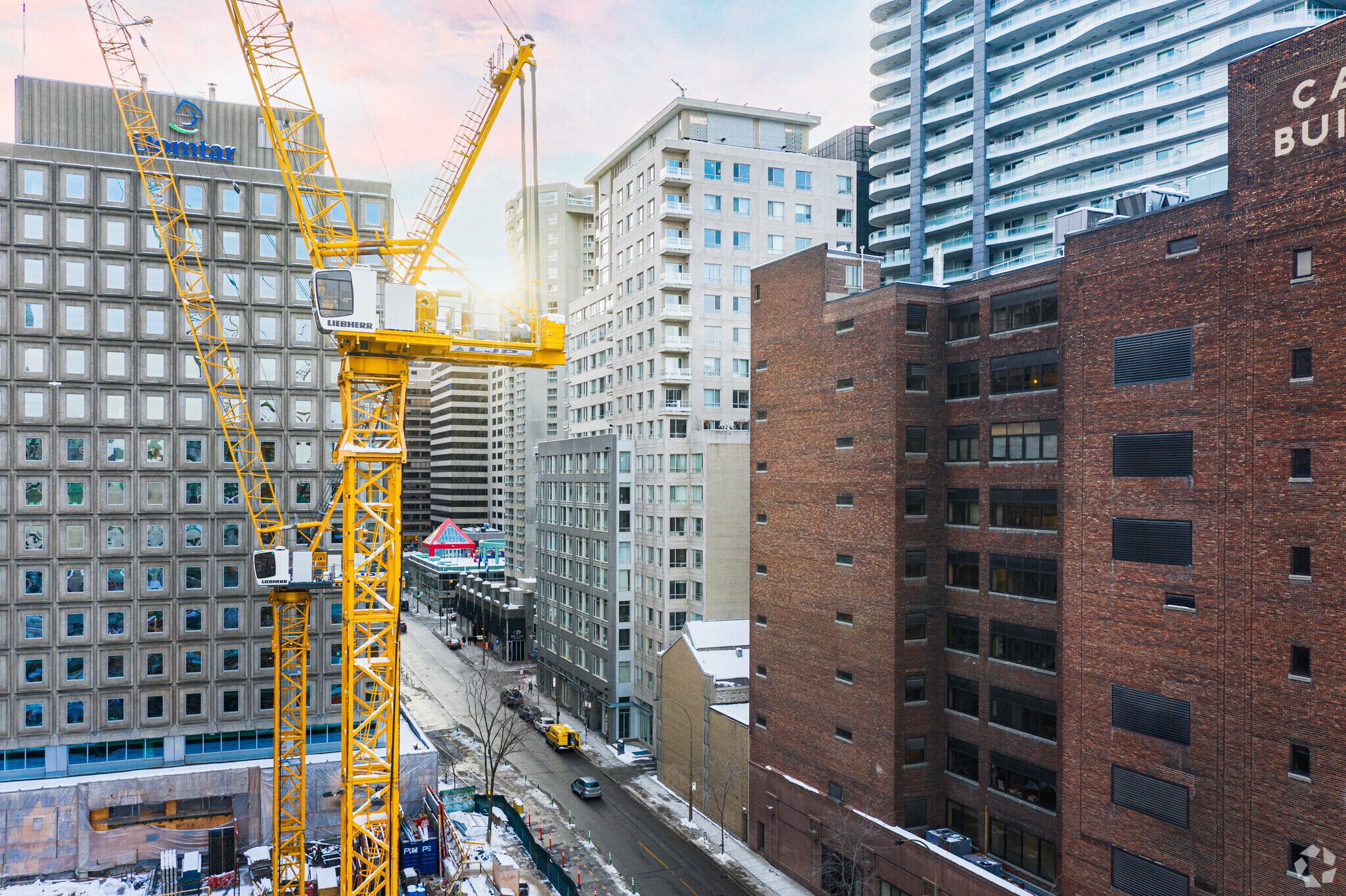 439-447 Av du Président-Kennedy, Montréal, QC à vendre Photo principale- Image 1 de 13
