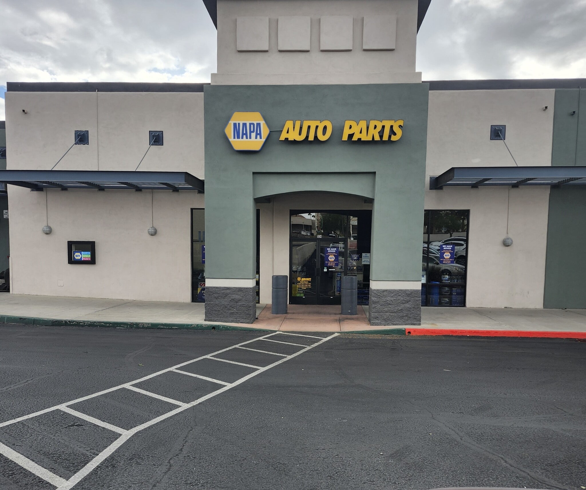 1990 McCulloch Blvd N, Lake Havasu City, AZ for lease Building Photo- Image 1 of 5