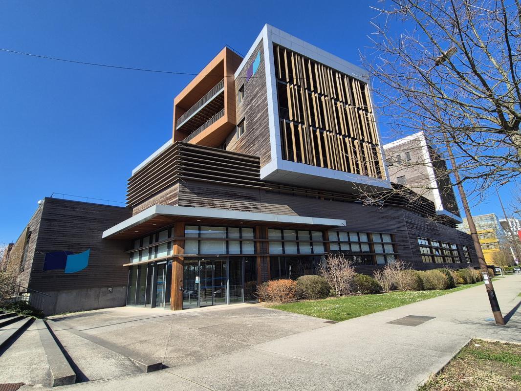 10 Rue Galilée, Champs-sur-Marne for lease Building Photo- Image 1 of 21