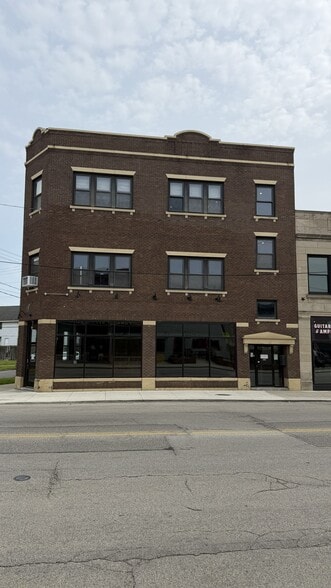 4507 Lorain Ave, Cleveland, OH for lease - Building Photo - Image 3 of 8