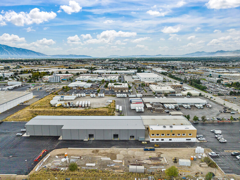 1595 S Pioneer Rd, Salt Lake City, UT for sale - Building Photo - Image 2 of 4