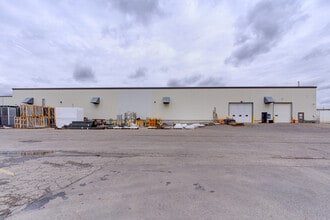 75 Plant Farm Blvd, Brantford, ON for lease Interior Photo- Image 1 of 26
