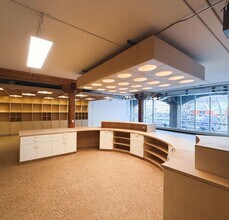 10248-10260 106th St NW, Edmonton, AB for lease Interior Photo- Image 2 of 3