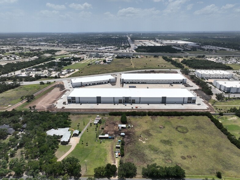 Scottsdale Dr, Leander, TX for lease - Building Photo - Image 3 of 11