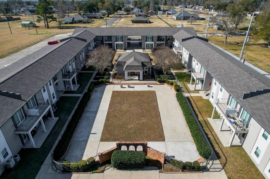 15909 River Rd, Hahnville, LA à vendre - Photo du bâtiment - Image 3 de 19