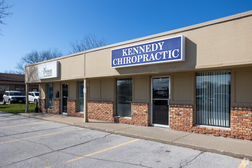 2202 W 1st St, Ankeny, IA à louer - Photo du bâtiment - Image 3 de 5