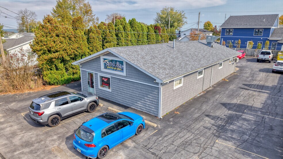 54 McKinley St, Huron, OH à vendre - Photo du bâtiment - Image 2 de 93