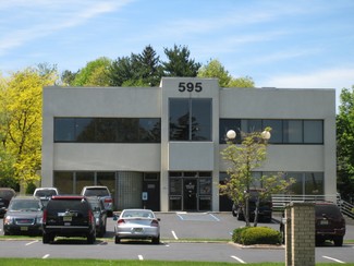 Plus de détails pour 595 Chestnut Ridge Rd, Woodcliff Lake, NJ - Bureau à vendre