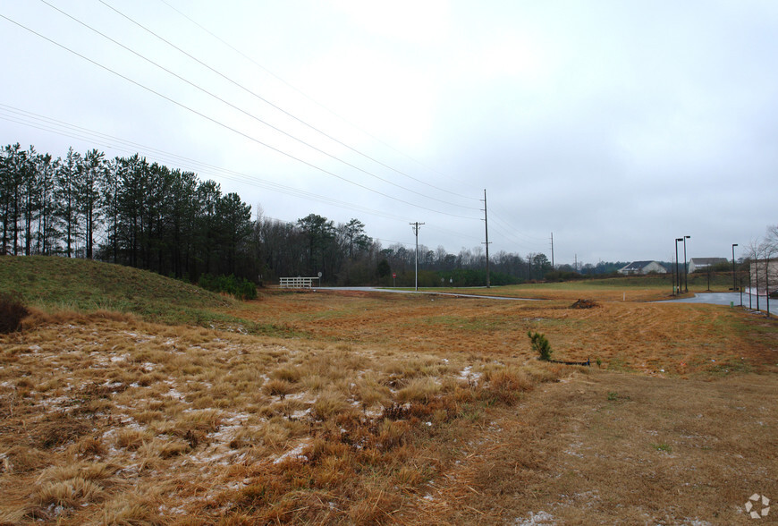 Hwy 74 & Carriage Oaks Dr @ Swanson Road, Tyrone, GA à vendre - Photo du bâtiment - Image 2 de 2