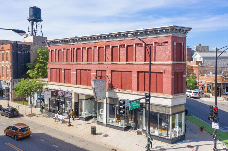 1401-1407 N Milwaukee Ave, Chicago, IL à louer - Photo du bâtiment - Image 2 de 9