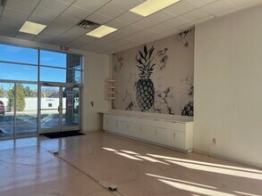 579-589 E Fort Union Blvd, Midvale, UT for lease Building Photo- Image 2 of 6