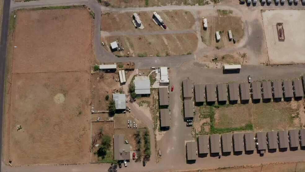 6772 E Goldenrod Dr, Gardendale, TX à vendre - Vidéo sur l’inscription commerciale - Image 2 de 22