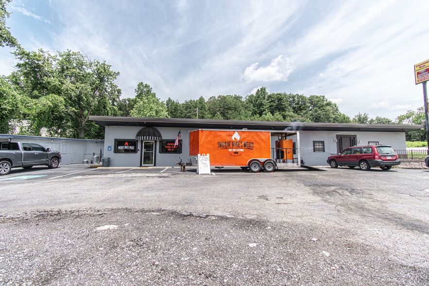 5646 Price Rd, Gainesville, GA for sale - Building Photo - Image 1 of 33