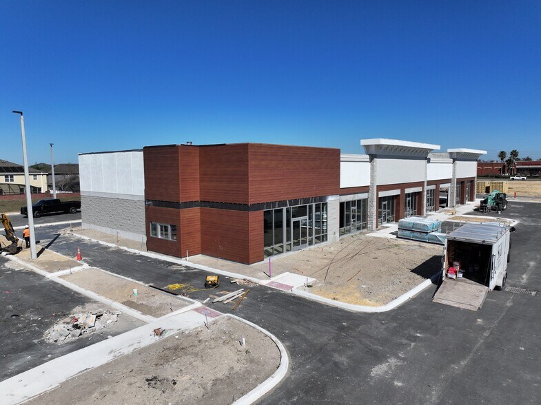 1504 Avalon Rd, Winter Garden, FL for lease - Building Photo - Image 1 of 7