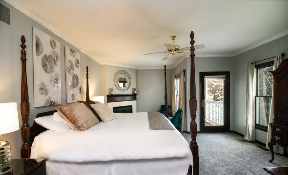 3158 S State Road 2, Valparaiso, IN for sale - Interior Photo - Image 3 of 23