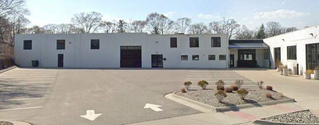Plus de détails pour 3155 Bermuda St, Ferndale, MI - Industriel à louer