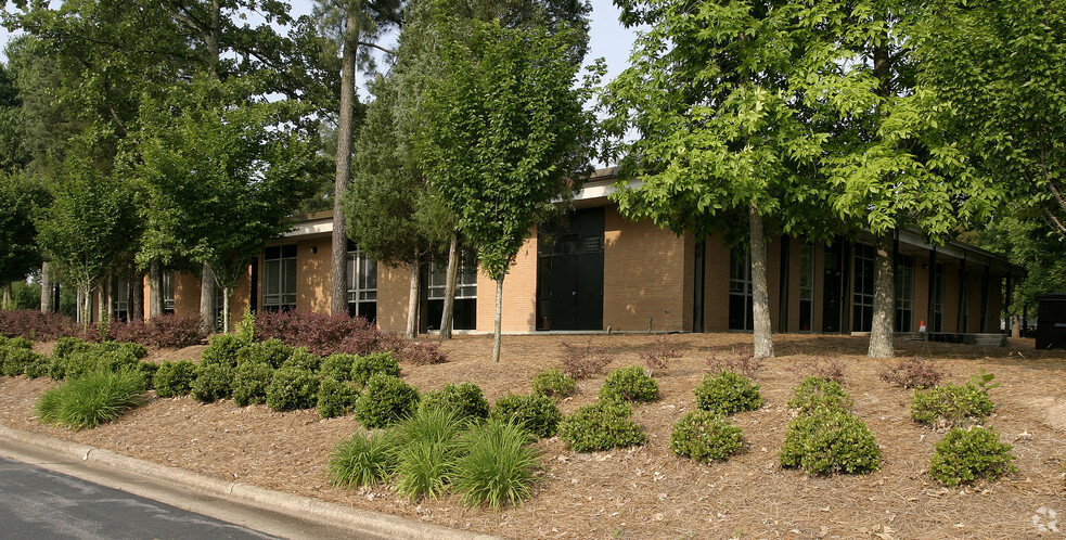 104 TW Alexander Dr, Durham, NC for lease - Building Photo - Image 2 of 6