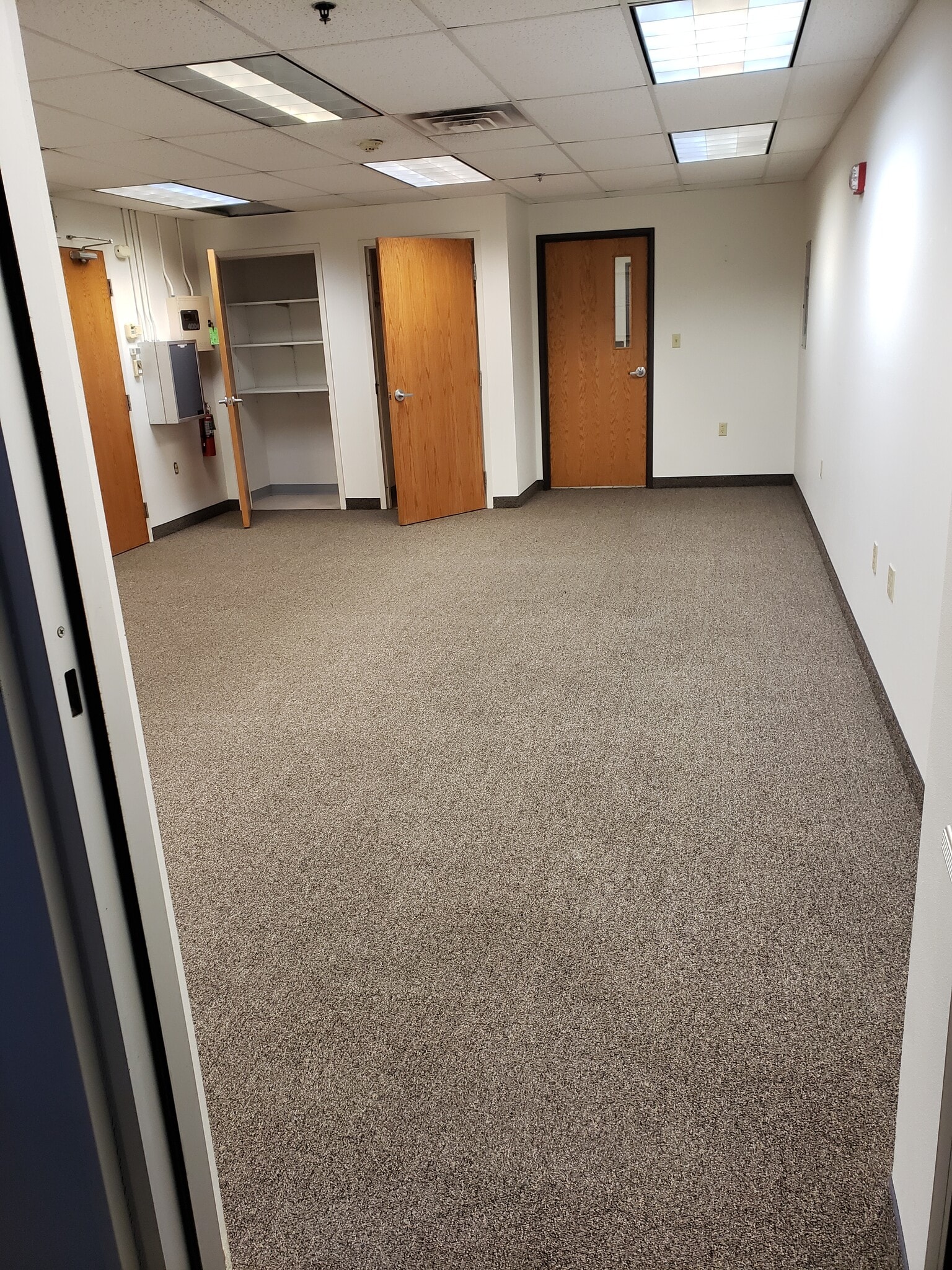 9351 Rayne Rd, Sturtevant, WI à louer Photo intérieure- Image 1 de 1