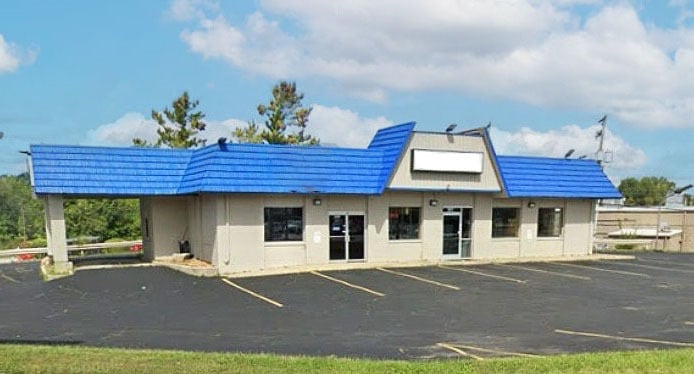 5911 N Clinton St, Fort Wayne, IN for sale - Building Photo - Image 1 of 3