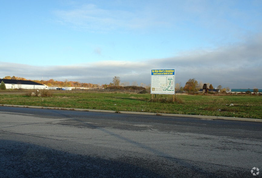 6520 N Mall Dr, Holland, OH à vendre - Photo du bâtiment - Image 1 de 1