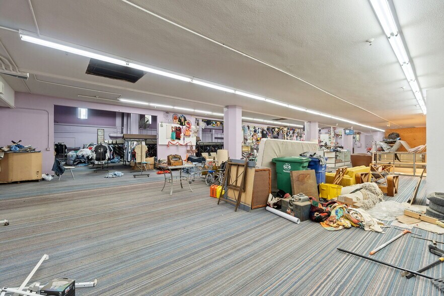 755 Van Ness Ave, Fresno, CA à louer - Photo intérieure - Image 2 de 15