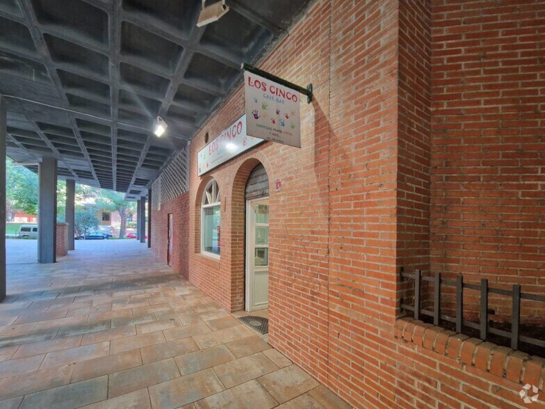 Retail in Tres Cantos, Madrid for lease - Interior Photo - Image 1 of 1