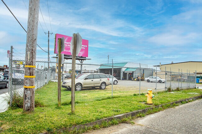 Plus de détails pour 1314 Broadway, Eureka, CA - Commerce de détail à vendre